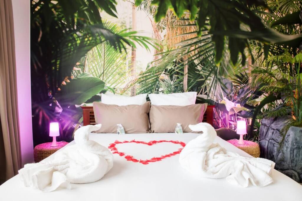 Secret Suite "Jungle" - Jacuzzi Privatif - Gare Rer C - Proche Paris Bretigny-sur-Orge Luaran gambar